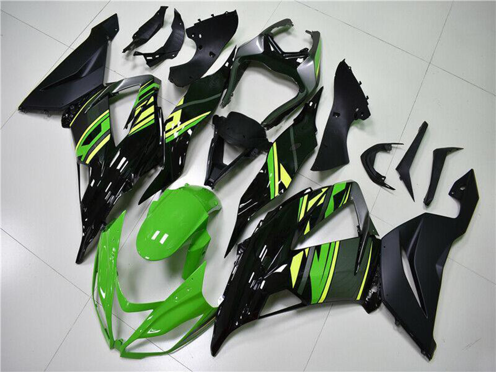 2013-2018 Kawasaki Ninja ZX6R Green Black Fairing Kit