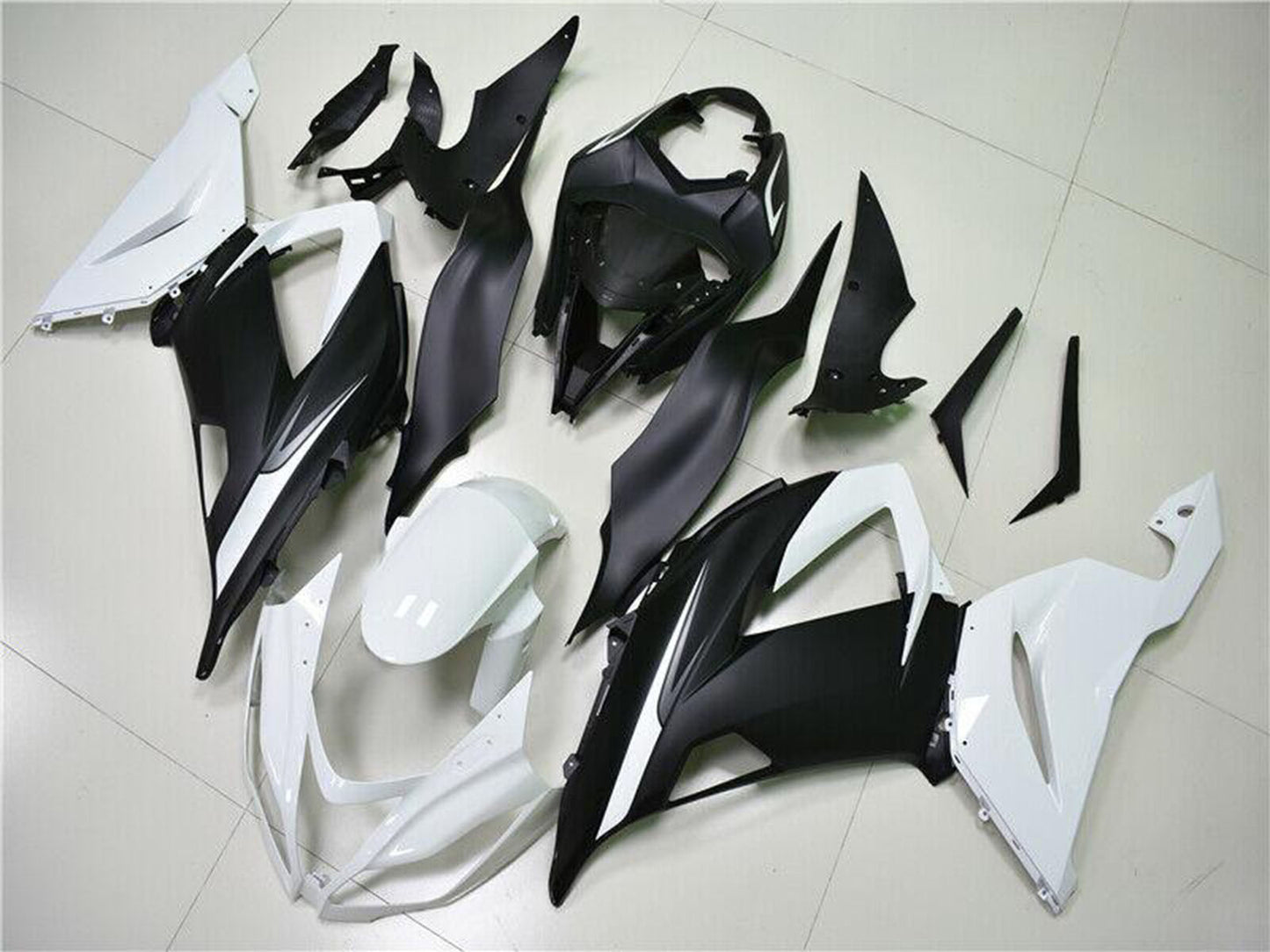 2013-2018 Kawasaki Ninja ZX6R White Black Fairing Kit