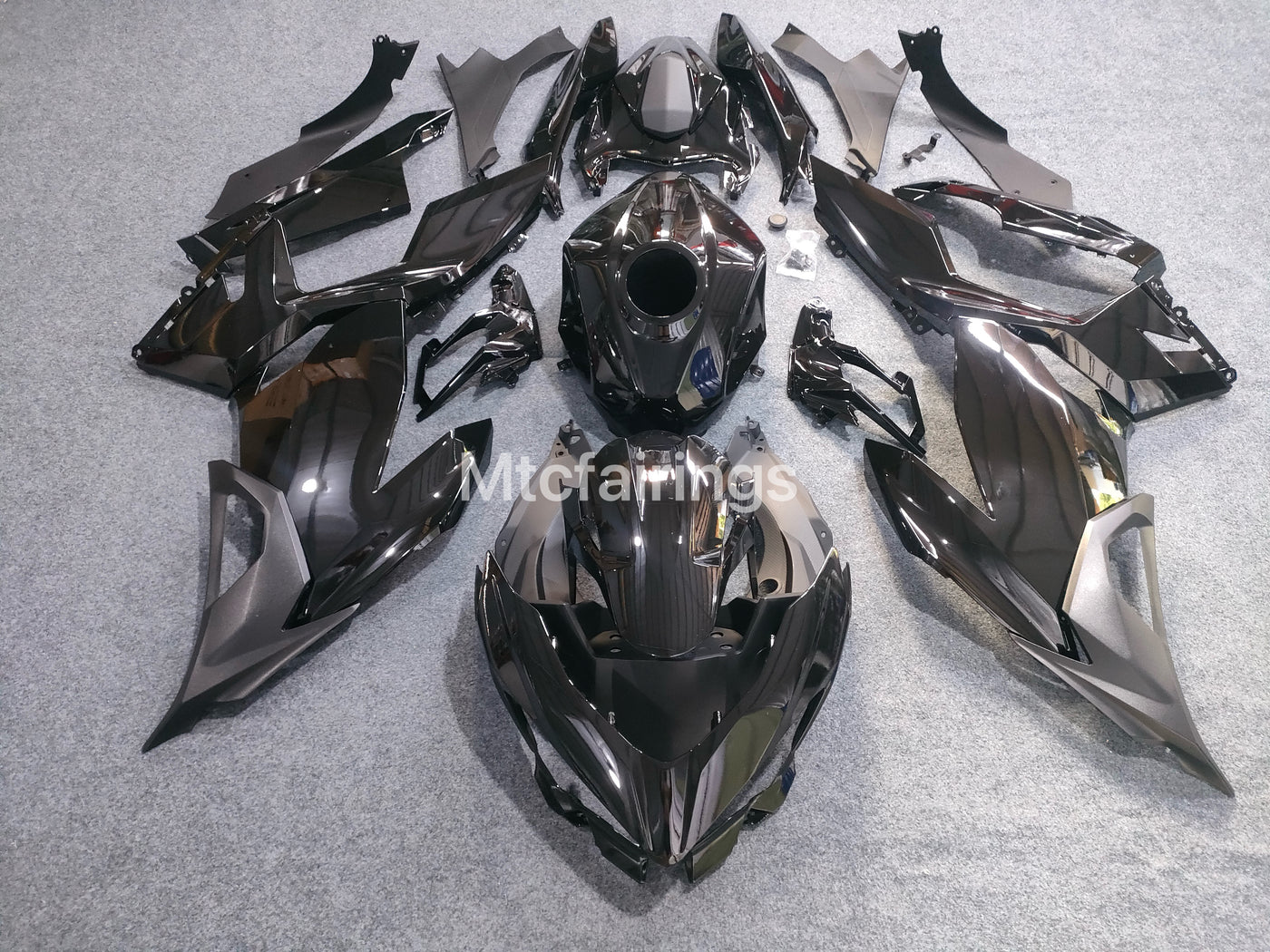 2017-2023 Kawasaki Ninja 400 Glossy Black Fairing Kit