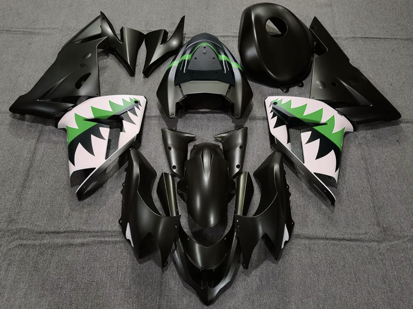 2004-2005 Matte Black And Green Kawasaki ZX10R Fairing Kit