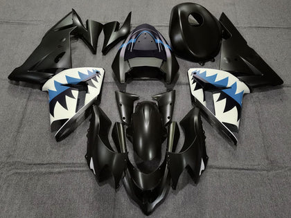 2004-2005 Kawasaki ZX-10R Matte Black and Light Blue Shark Fairing Kit