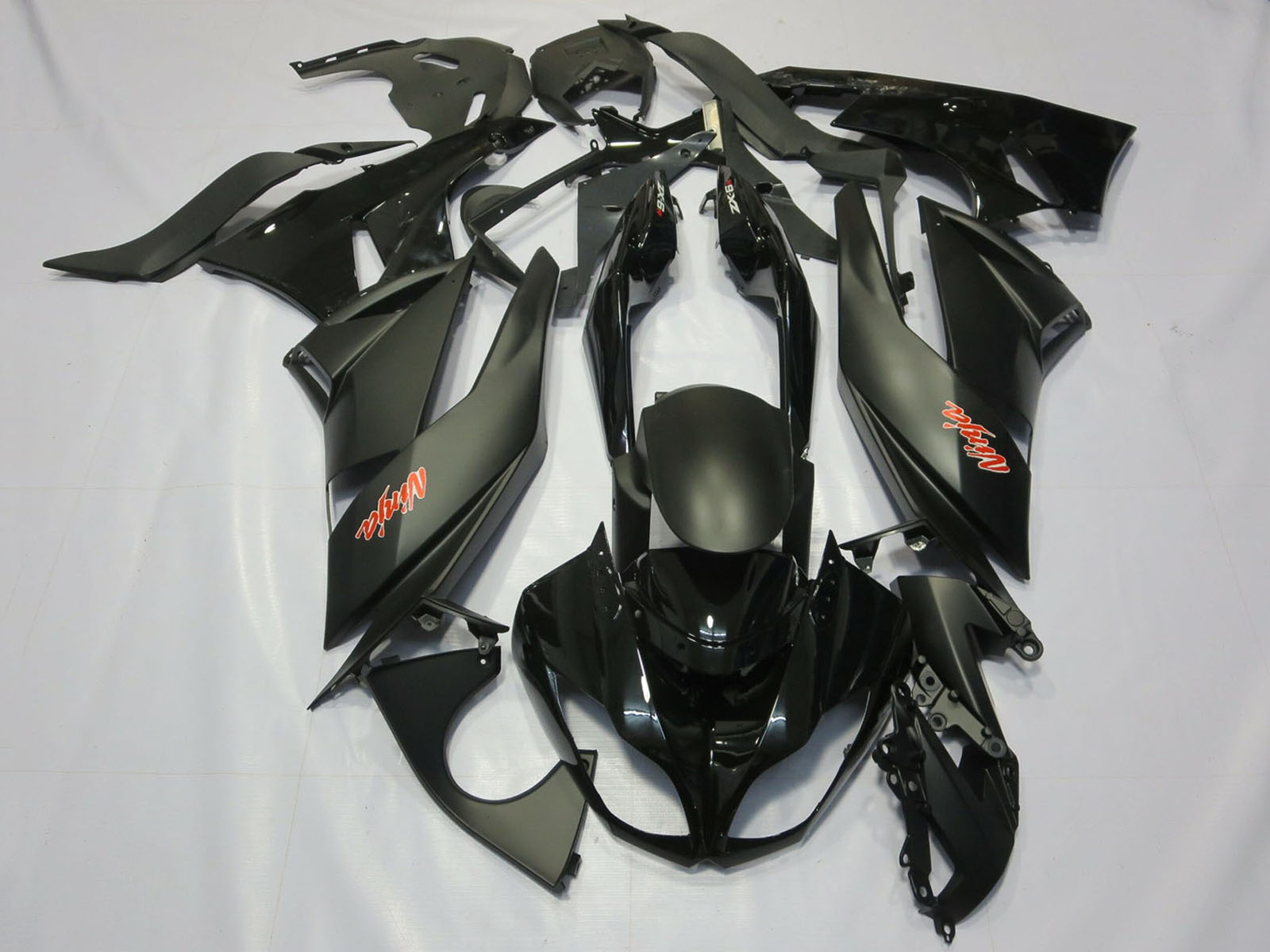2009-2012 Matte Black Glossy Black Red Ninja Kawasaki ZX6R Fairing Kit