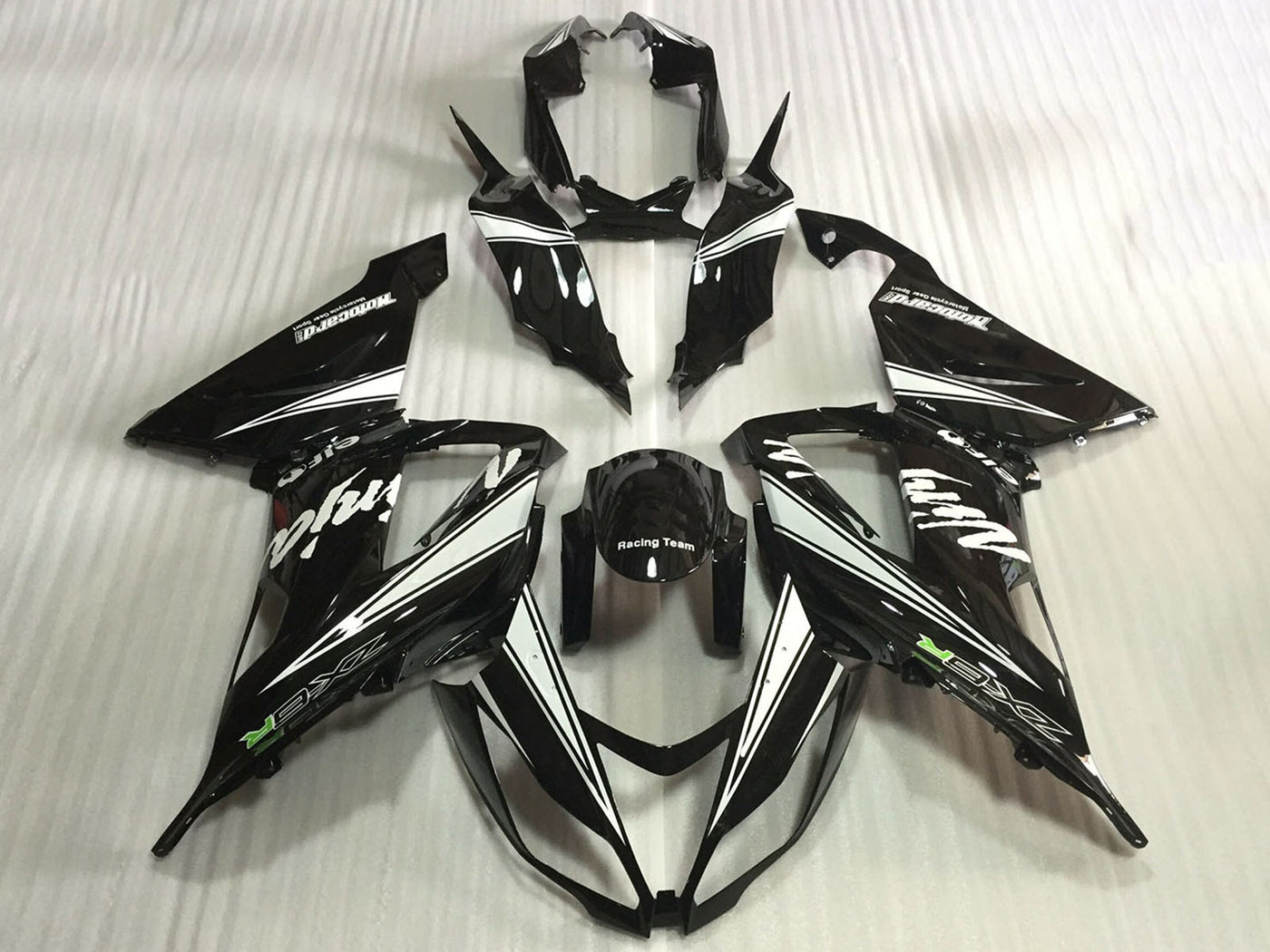 2013-2018 Glossy Black White Kawasaki ZX6R Fairing Kit