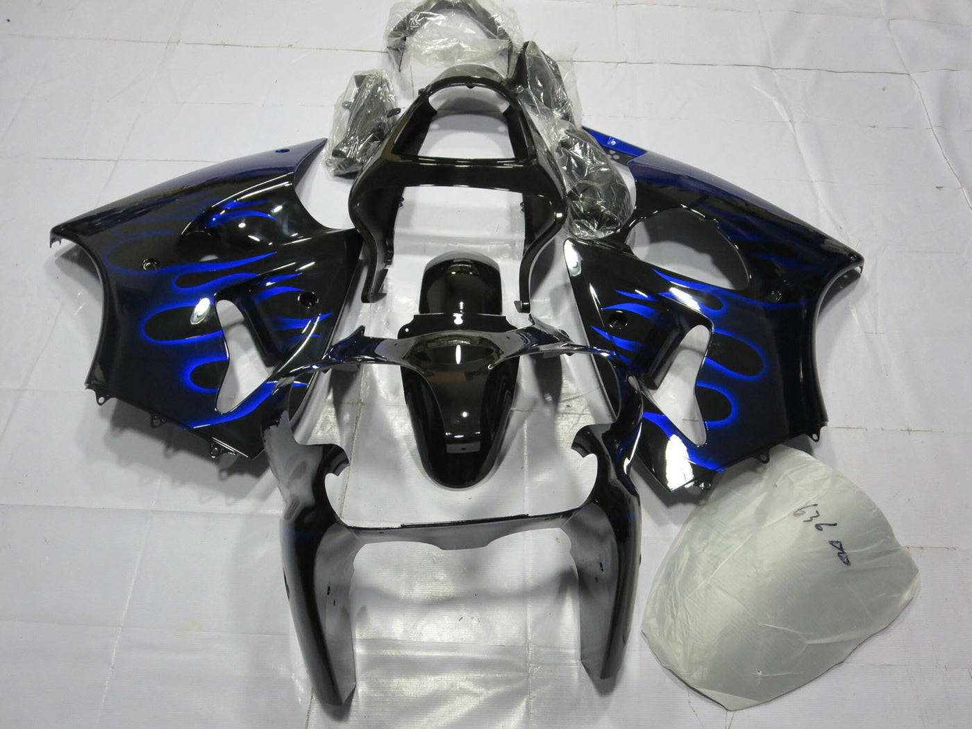 2000-2002 Glossy Black Blue Flame Kawasaki ZX6R Fairing Kit