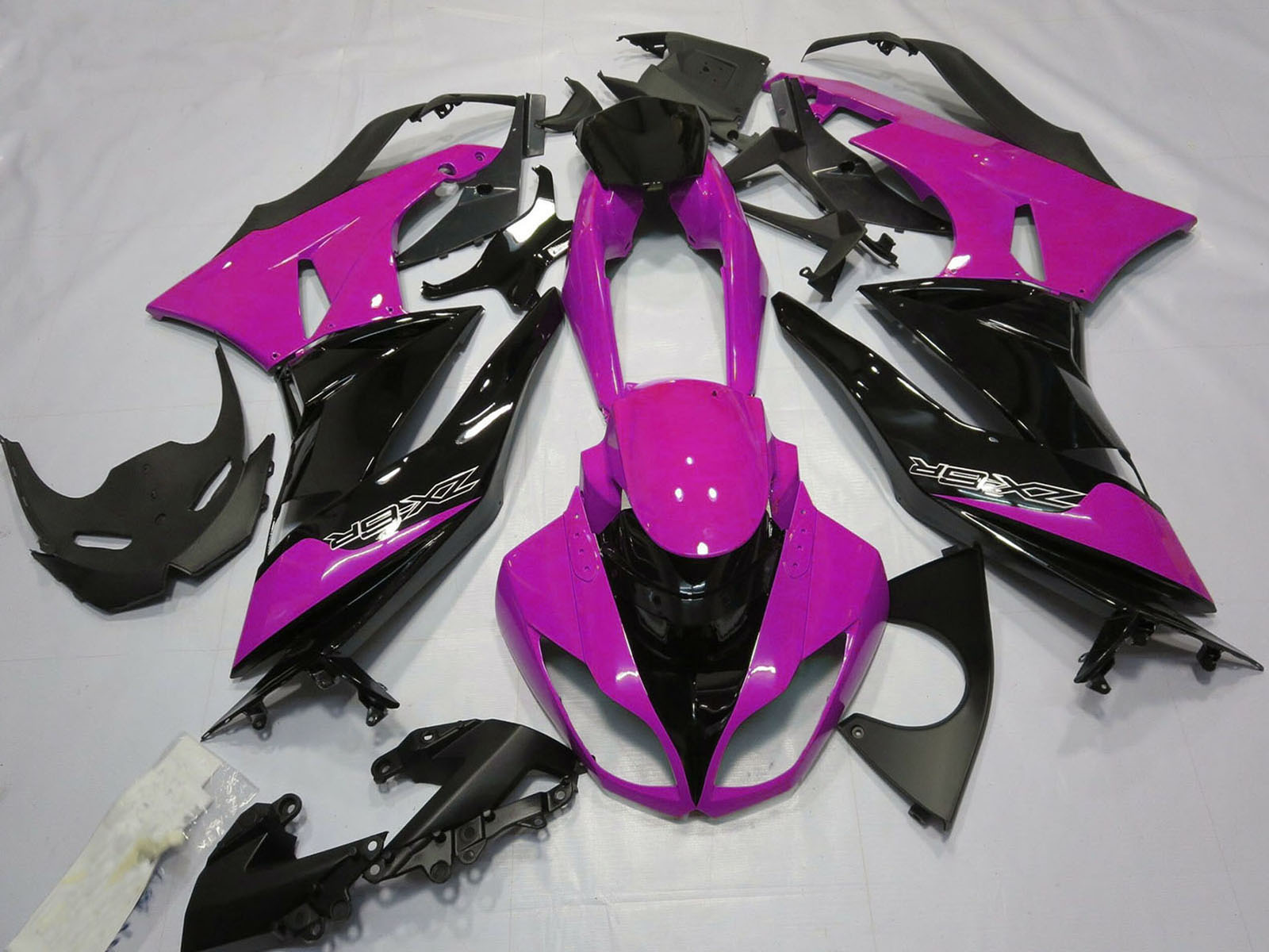 2009-2012 Pink Glossy Black Kawasaki ZX6R Fairing Kit