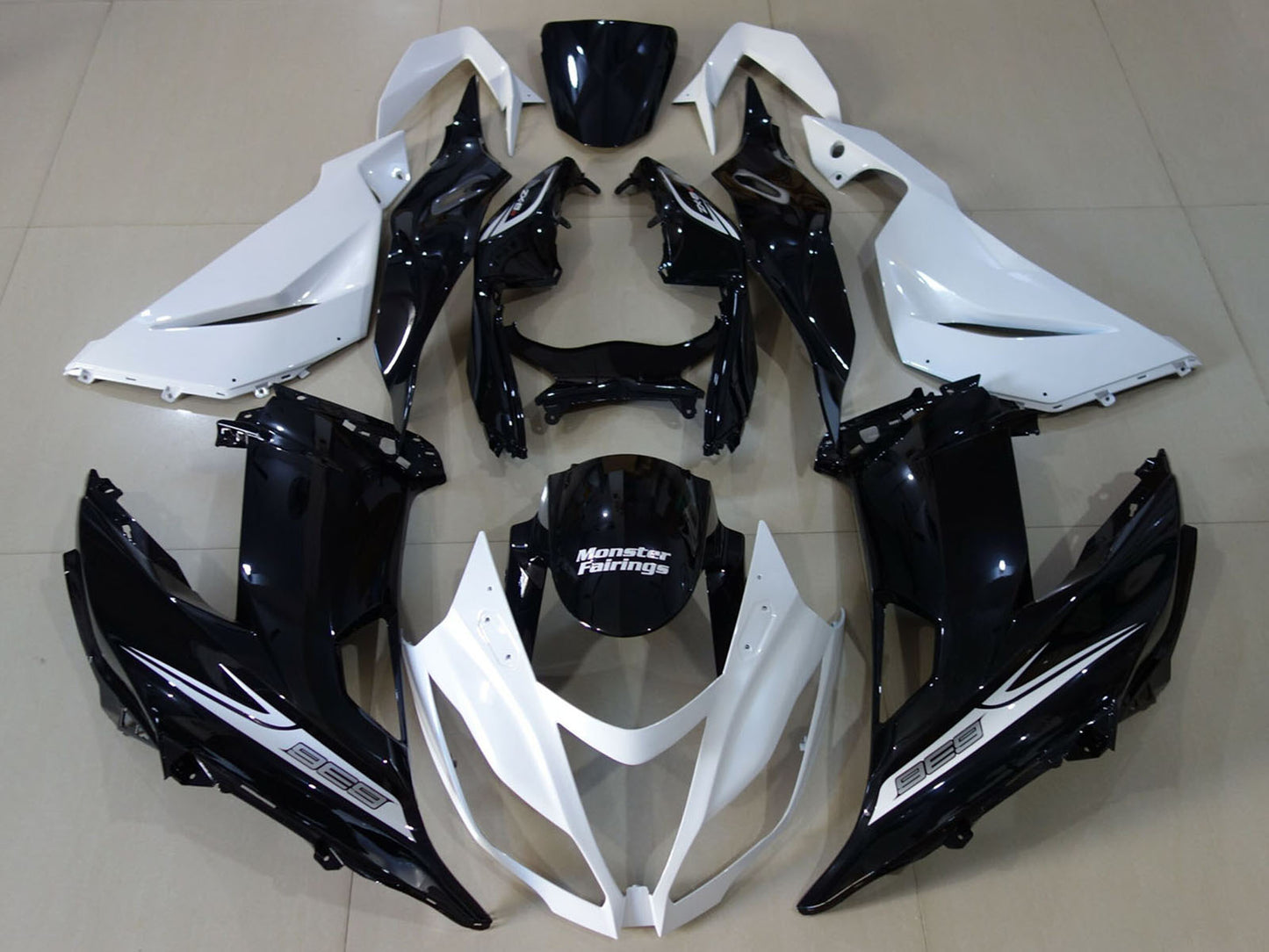 2013-2018 White Glossy Black Kawasaki ZX6R Fairing Kit