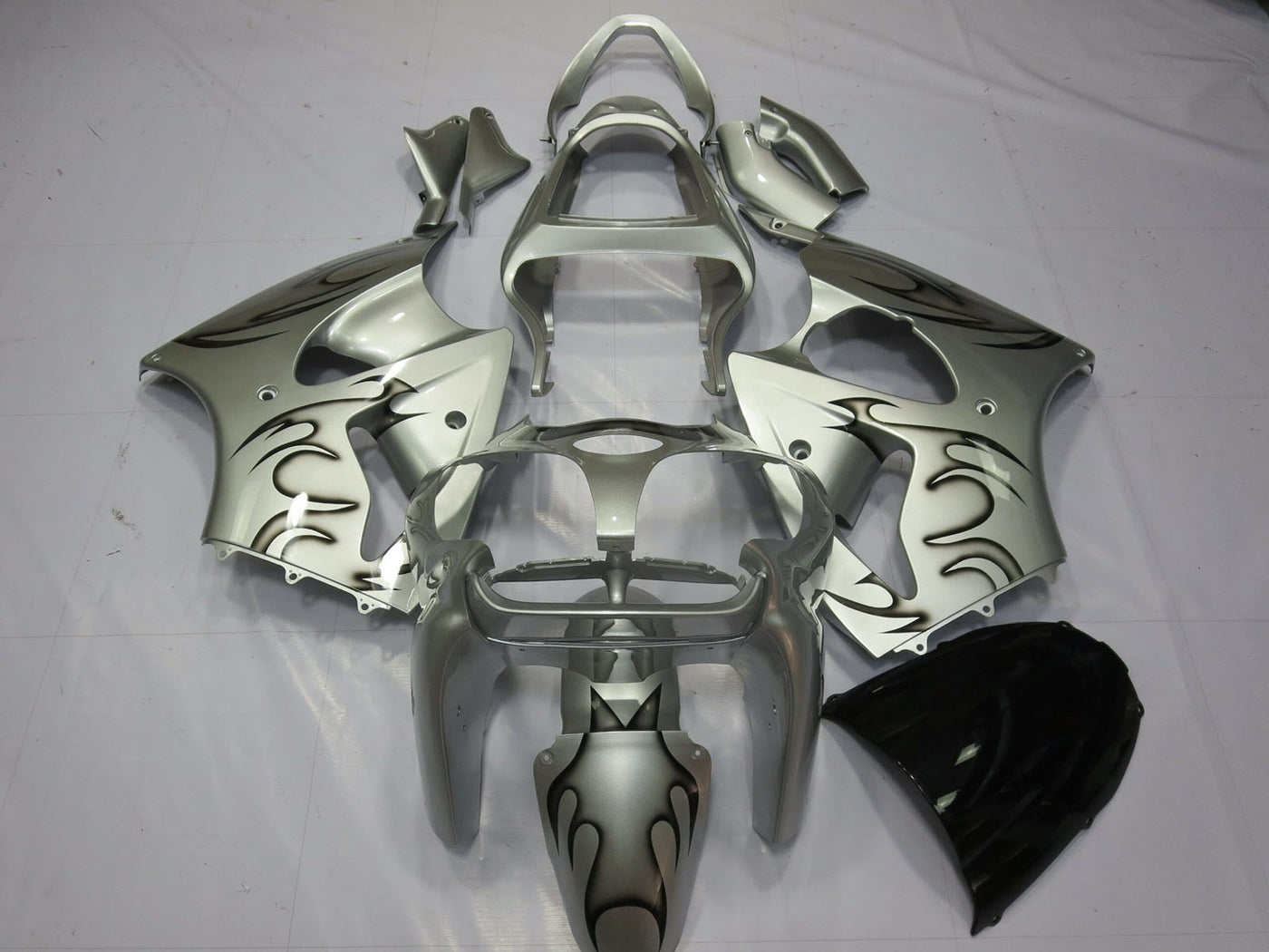 2000-2002 Silver Black Flame Kawasaki ZX6R Fairing Kit