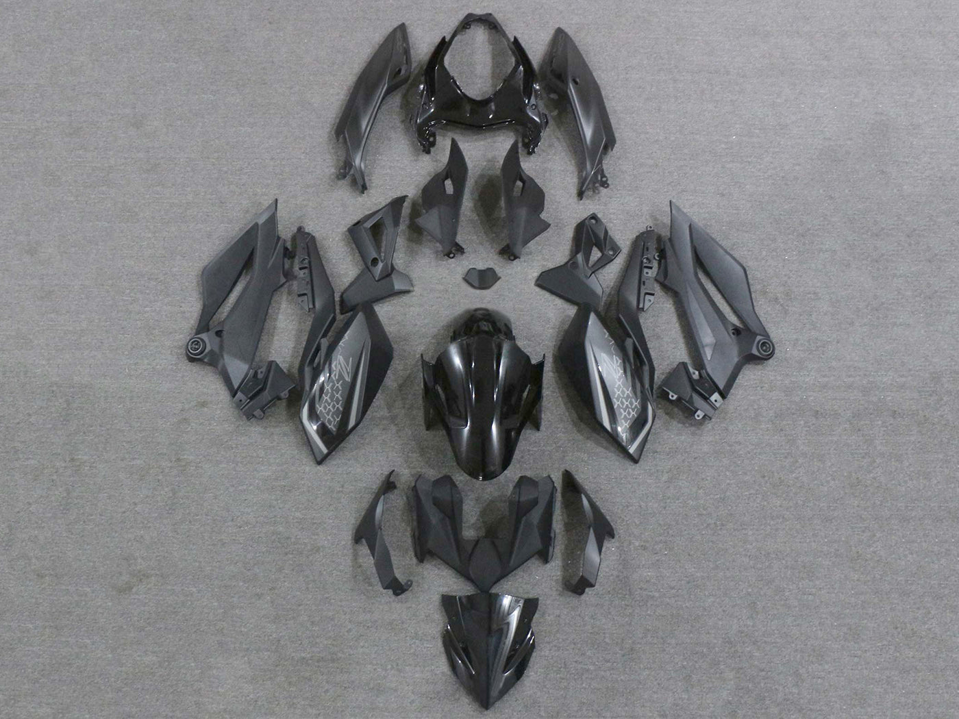 2018-2024 Matte Black Glossy Black Kawasaki Z400 Fairing Kit