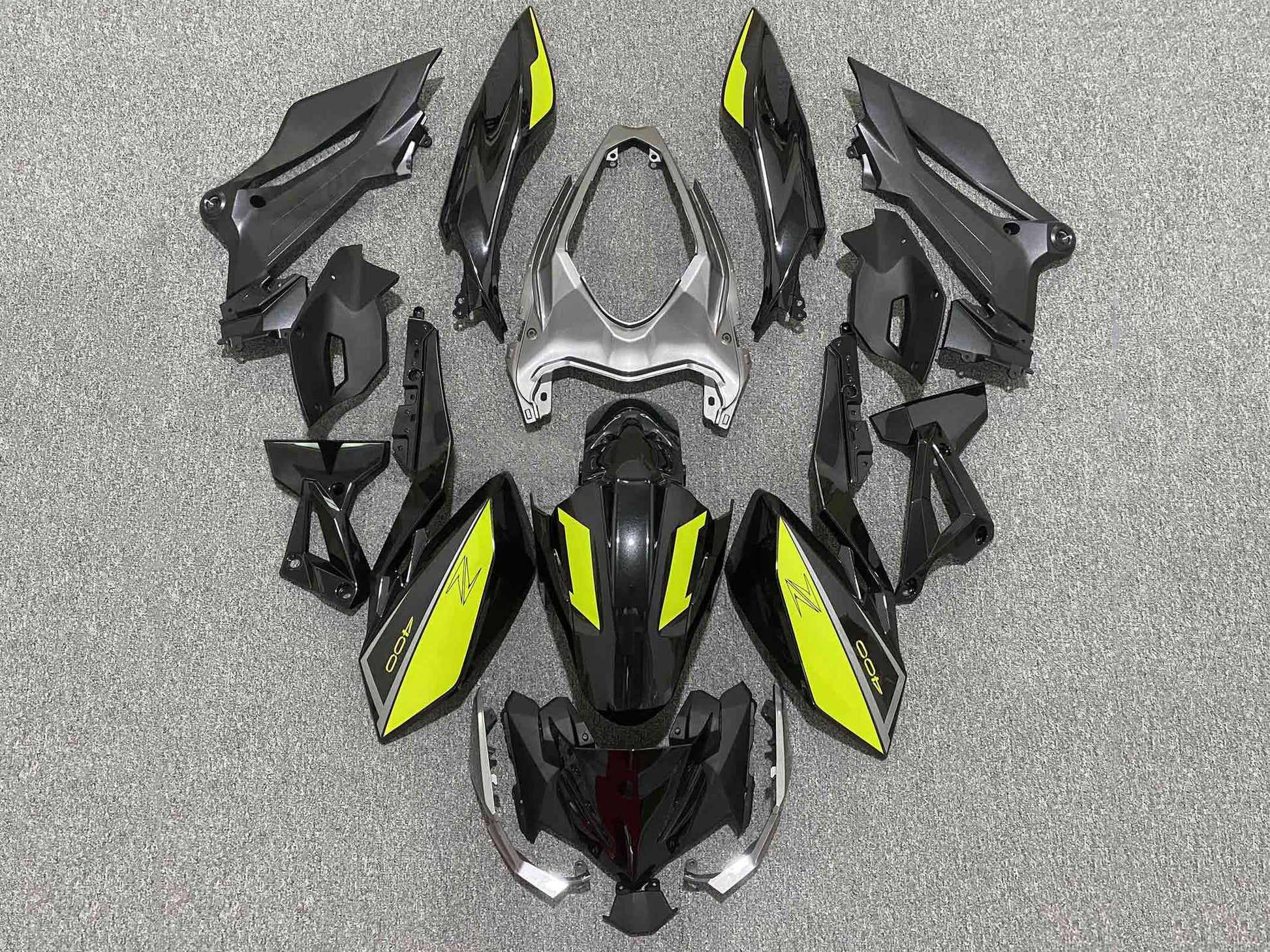 2018-2024 Black Yellow Kawasaki Z400 Fairing Kit