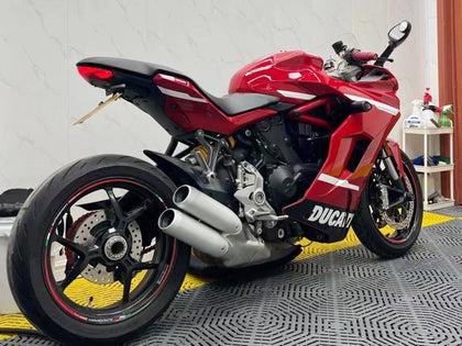 2017-2022 Ducati 939 / 939S Black White Red Supersport Fairing Kit