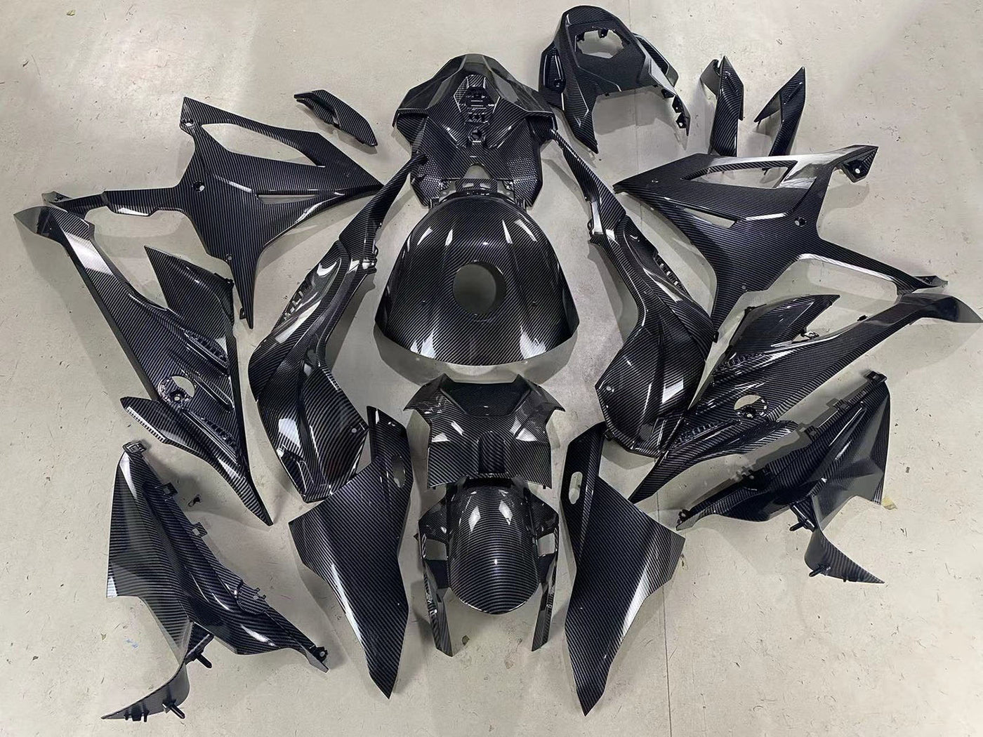 2023-2024 Glossy Black Carbon Fiber BMW S1000RR Fairing Kit
