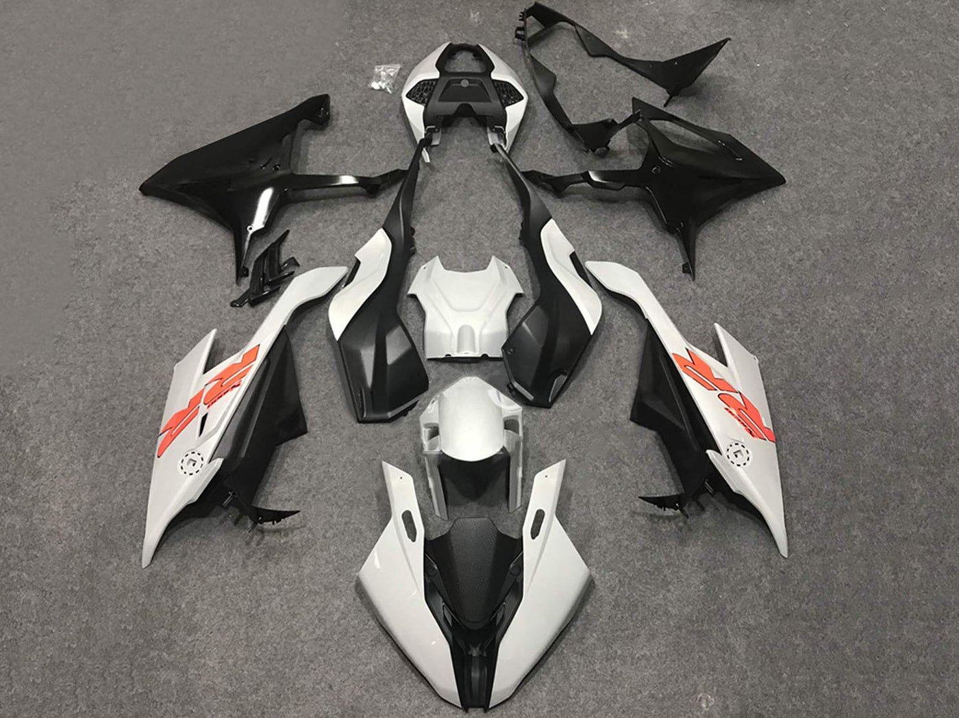 2019-2022 White Black BMW S1000RR Motorcycle Fairings， Purchase 2019-2022 White Black BMW S1000RR Motorcycle Fairings UK - UK