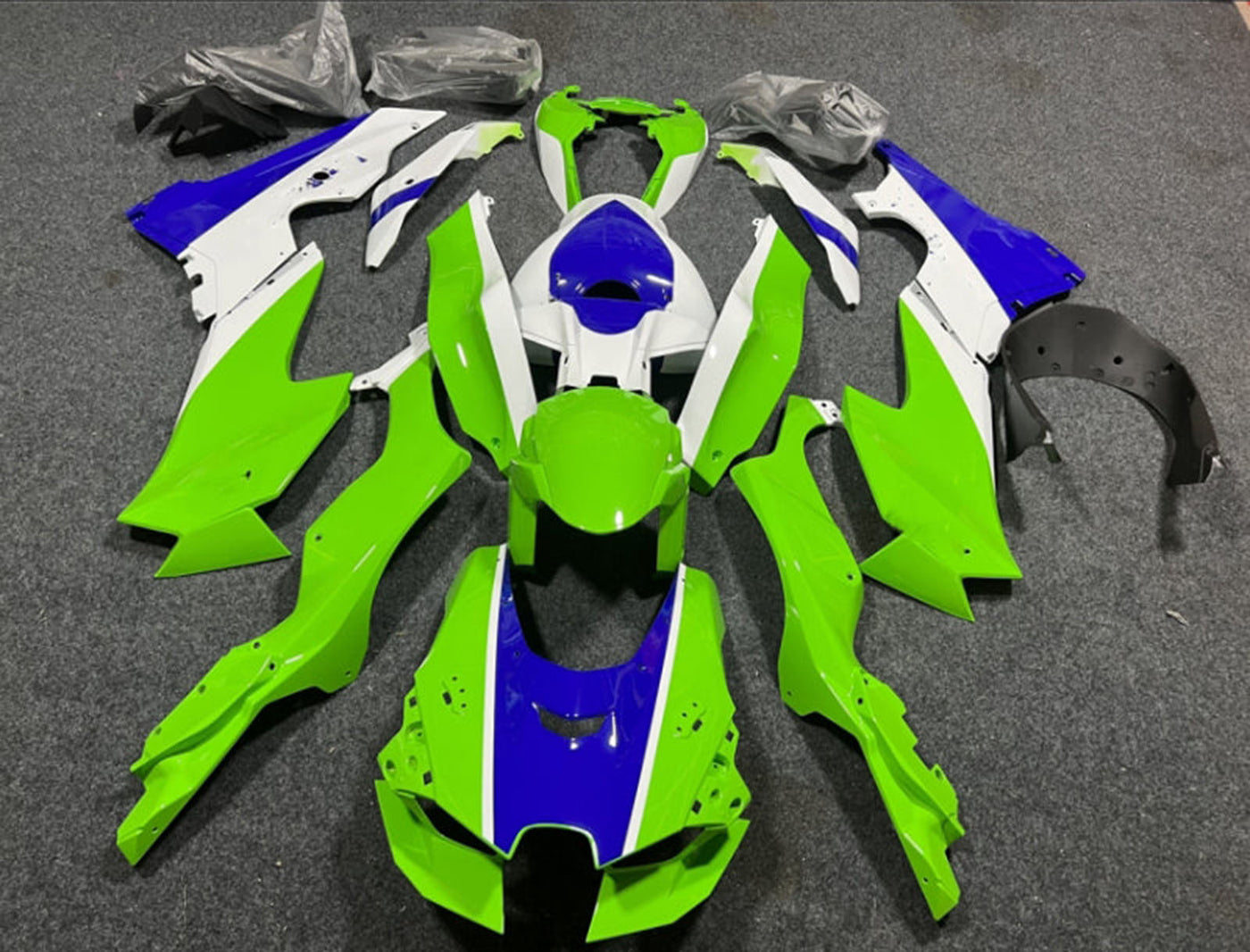 2021-2025 Green Blue White Kawasaki ZX10R Fairing Kit