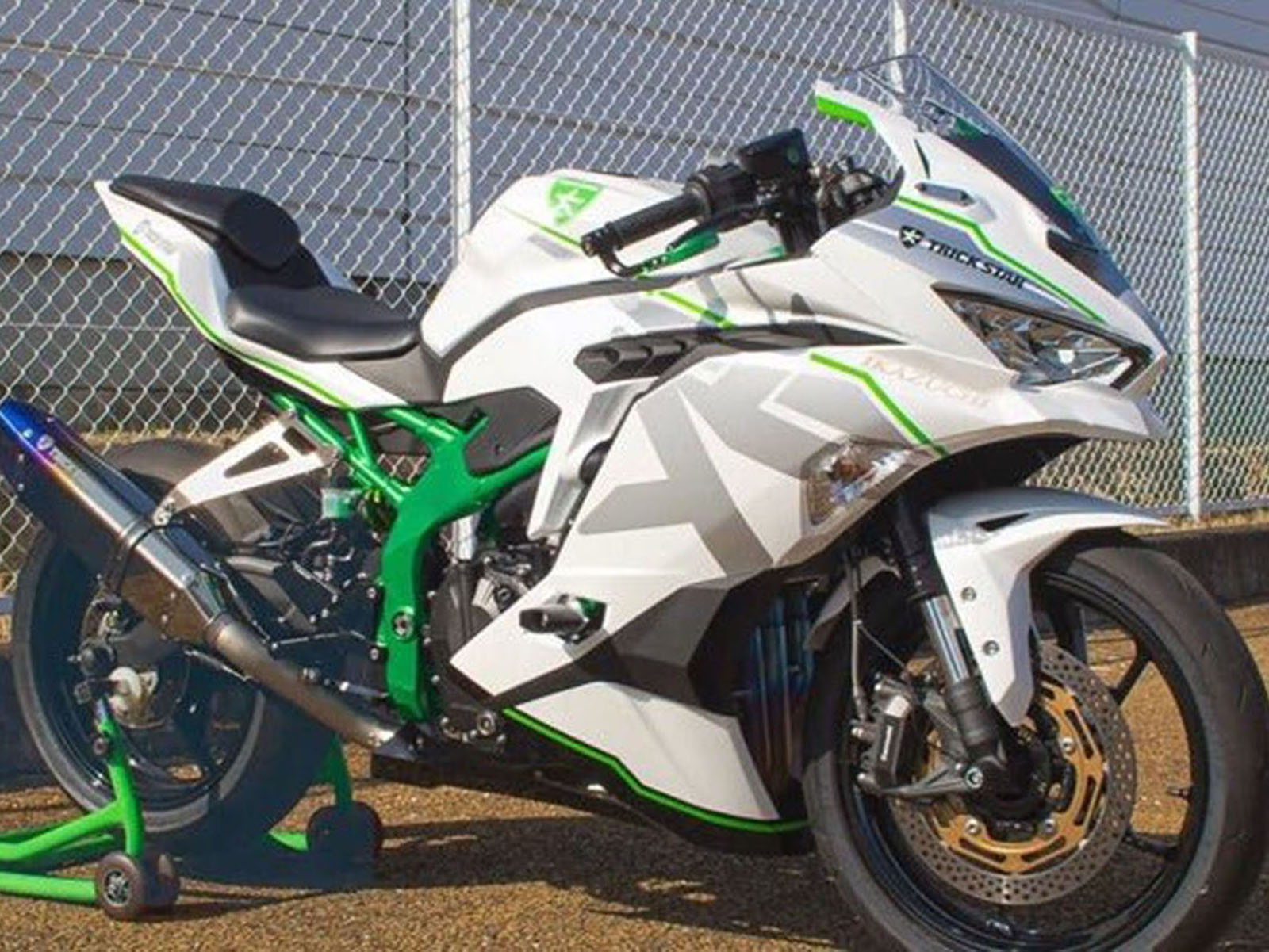 2019-2025 White Silver Green Kawasaki ZX25R Zx 25R Fairing Kit