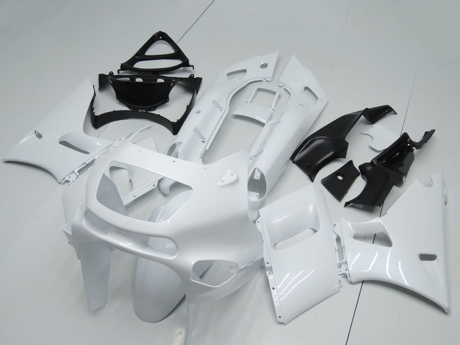 1993-2007 White Kawasaki ZZR400 Motorcycle Fairings， Purchase 1993-2007 White Kawasaki ZZR400 Motorcycle Fairings UK - UK