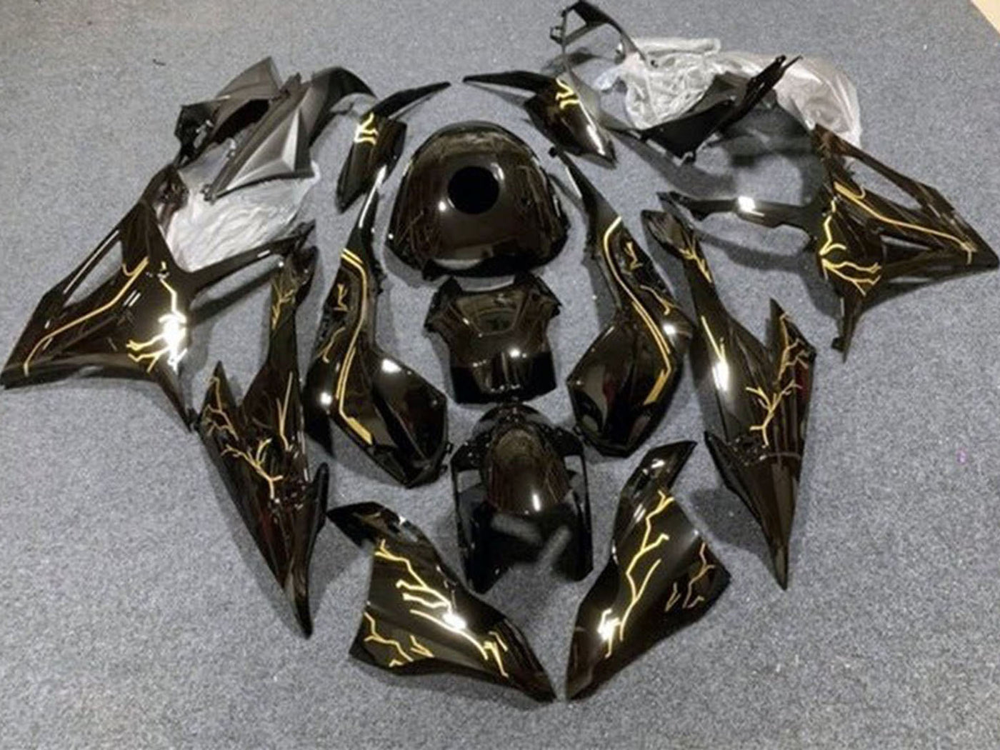 2019-2022 Black Gold BMW S1000RR Motorcycle Fairings， Purchase 2019-2022 Black Gold BMW S1000RR Motorcycle Fairings UK - UK