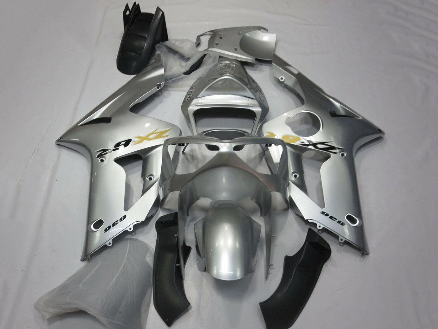 2003-2004 Silver Kawasaki ZX6R Motorcycle Fairing， Purchase 2003-2004 Silver Kawasaki ZX6R Motorcycle Fairing UK - UK