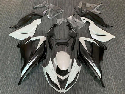 2013-2018 Kawasaki ZX-6R Glossy White Matte Black Fairing Kit