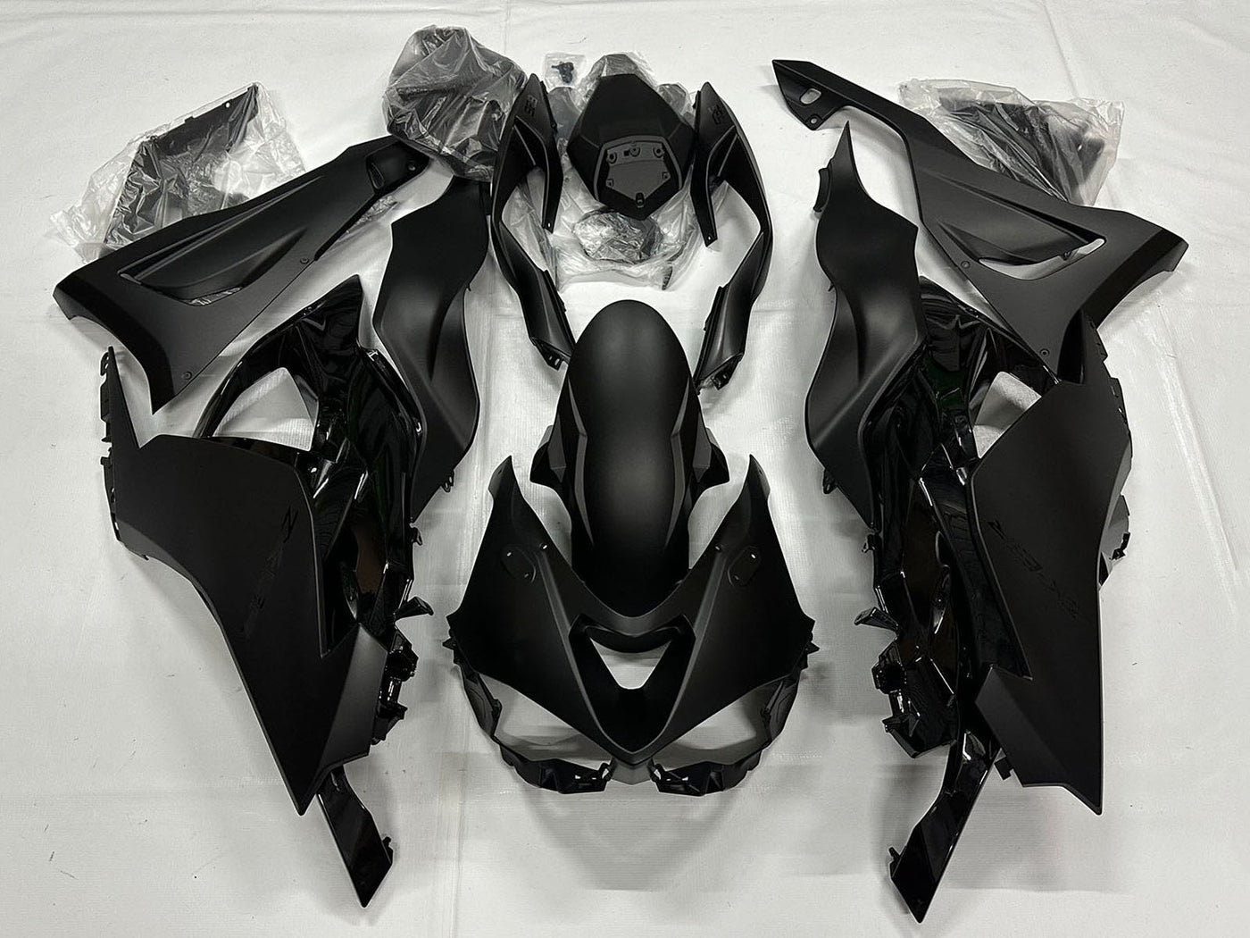 2023-2025 Matte Black Kawasaki ZX6R Motorcycle Fairings， Purchase 2023-2025 Matte Black Kawasaki ZX6R Motorcycle Fairings UK - UK
