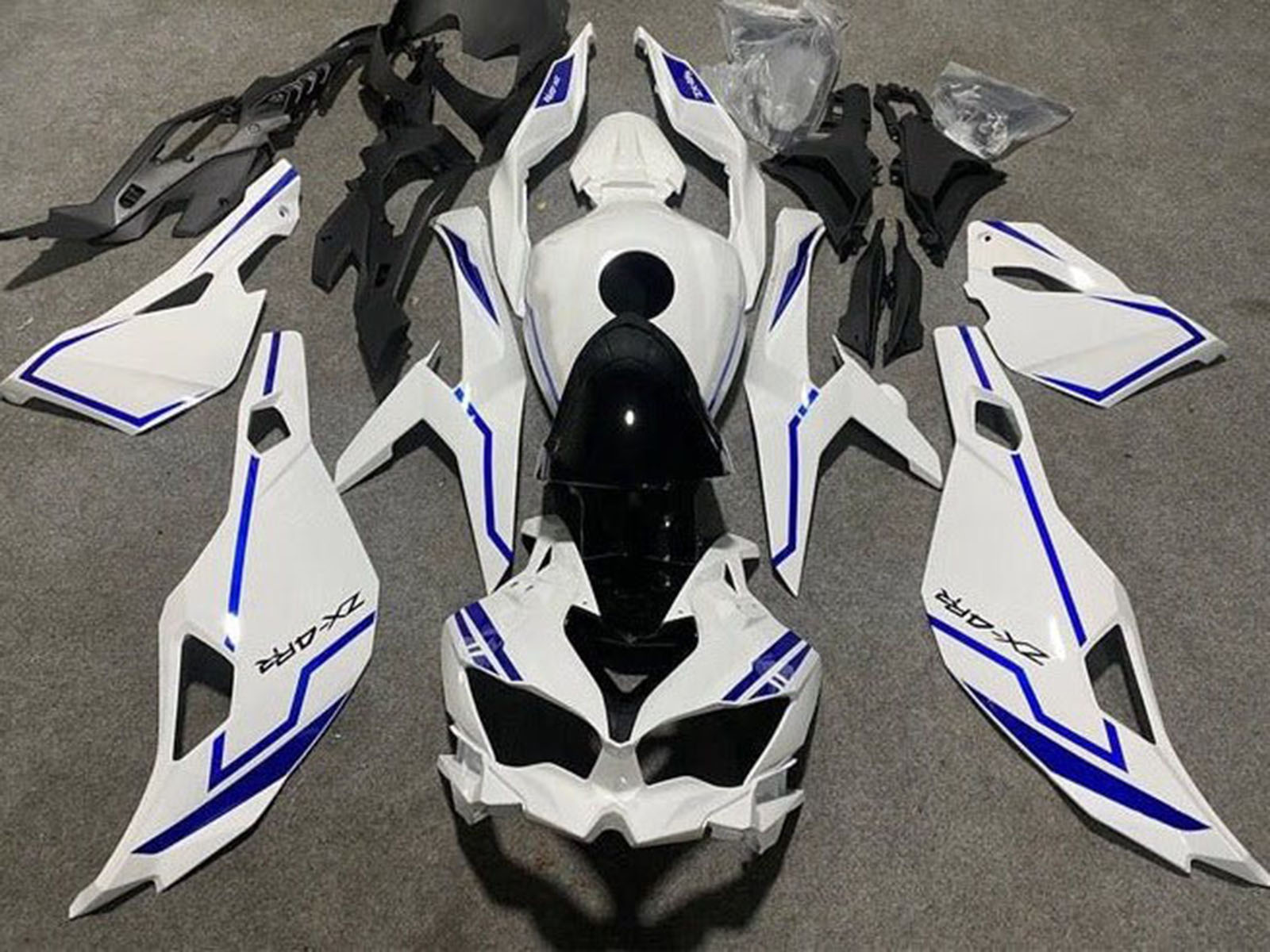 2019-2025 White Blue Stripe Kawasaki ZX4R Zx 4RR Fairing Kit