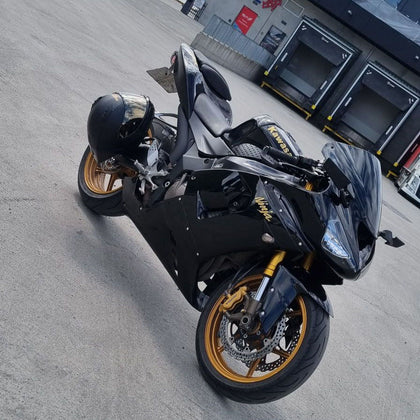 2005-2006 Kawasaki ZX-6R Glossy Black Gold Decals Fairing Kit